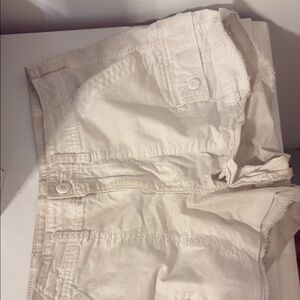 American Eagle Outfitters Cream Cargo Shorts